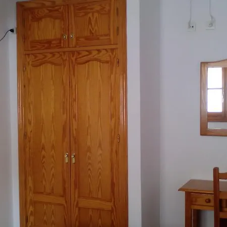 Casa Manuel بيت ضيافة نيرخا